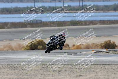 media/Nov-16-2025-Race Pace (Sun) [[8c5fa54630]]/Verified Riders/3-Turn 14 (1045am)/